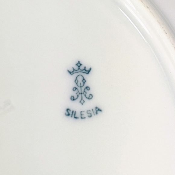 Victorian Dishes Silesia Floral Border Set of 3 - Picture 6 of 7